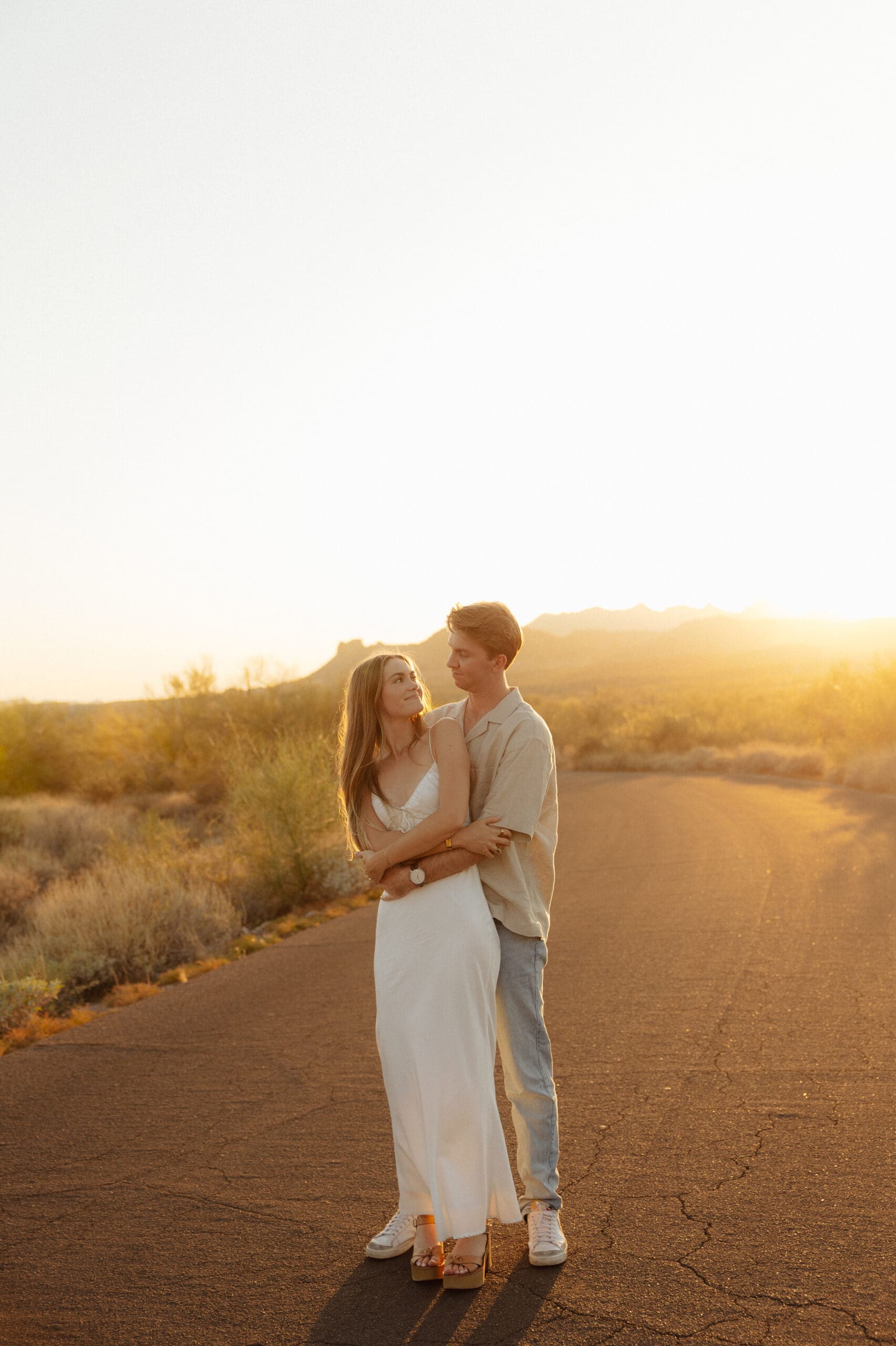 arizona-engagement-photographer-at-lost-dutchman-state-park