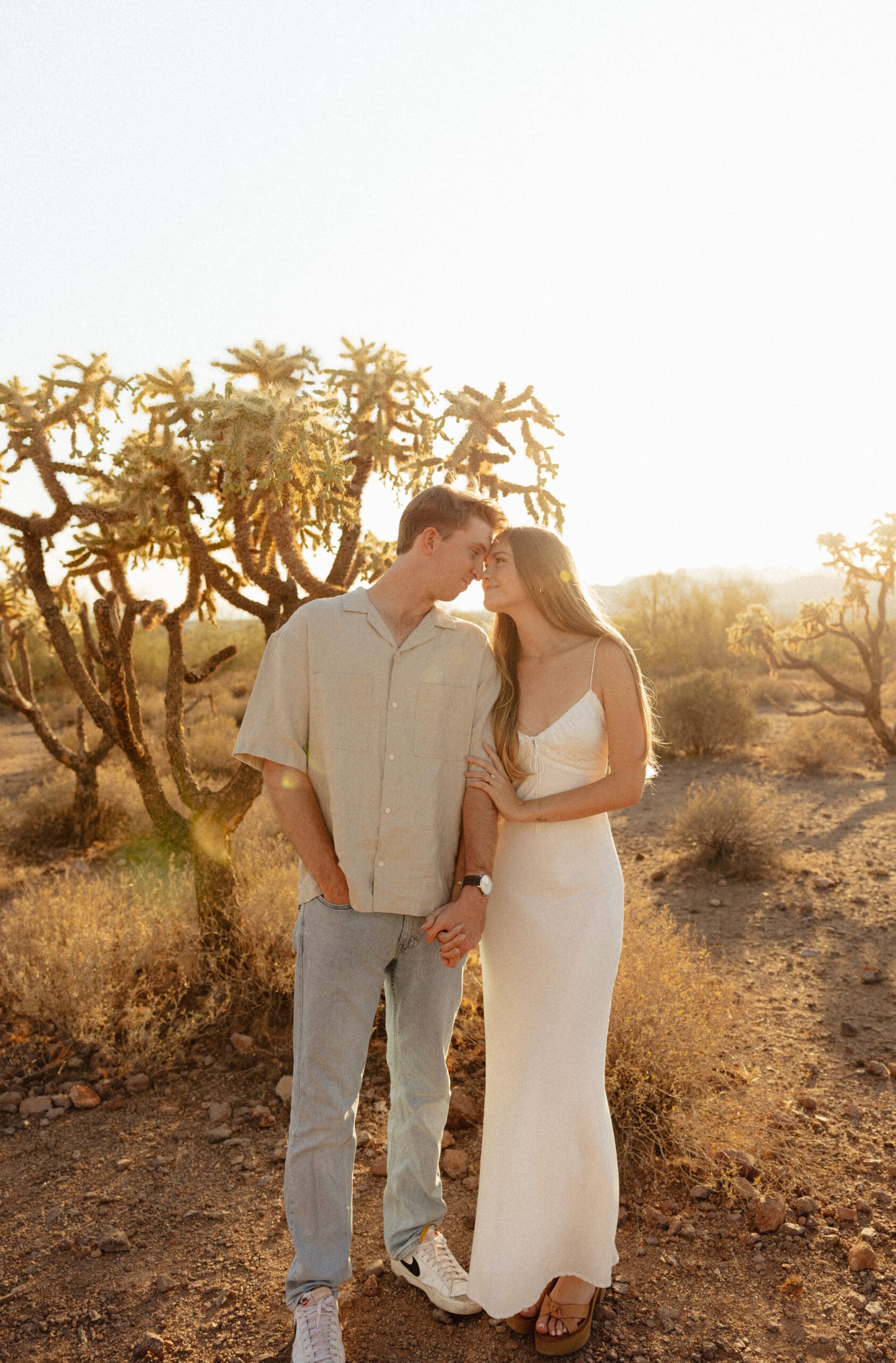 arizona-engagement-photographer-at-lost-dutchman-state-park