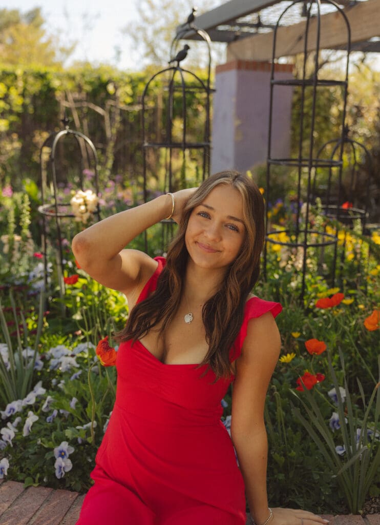 Photograph-of-high-school-senior-girl-at-the-tucson-botanical-gardens